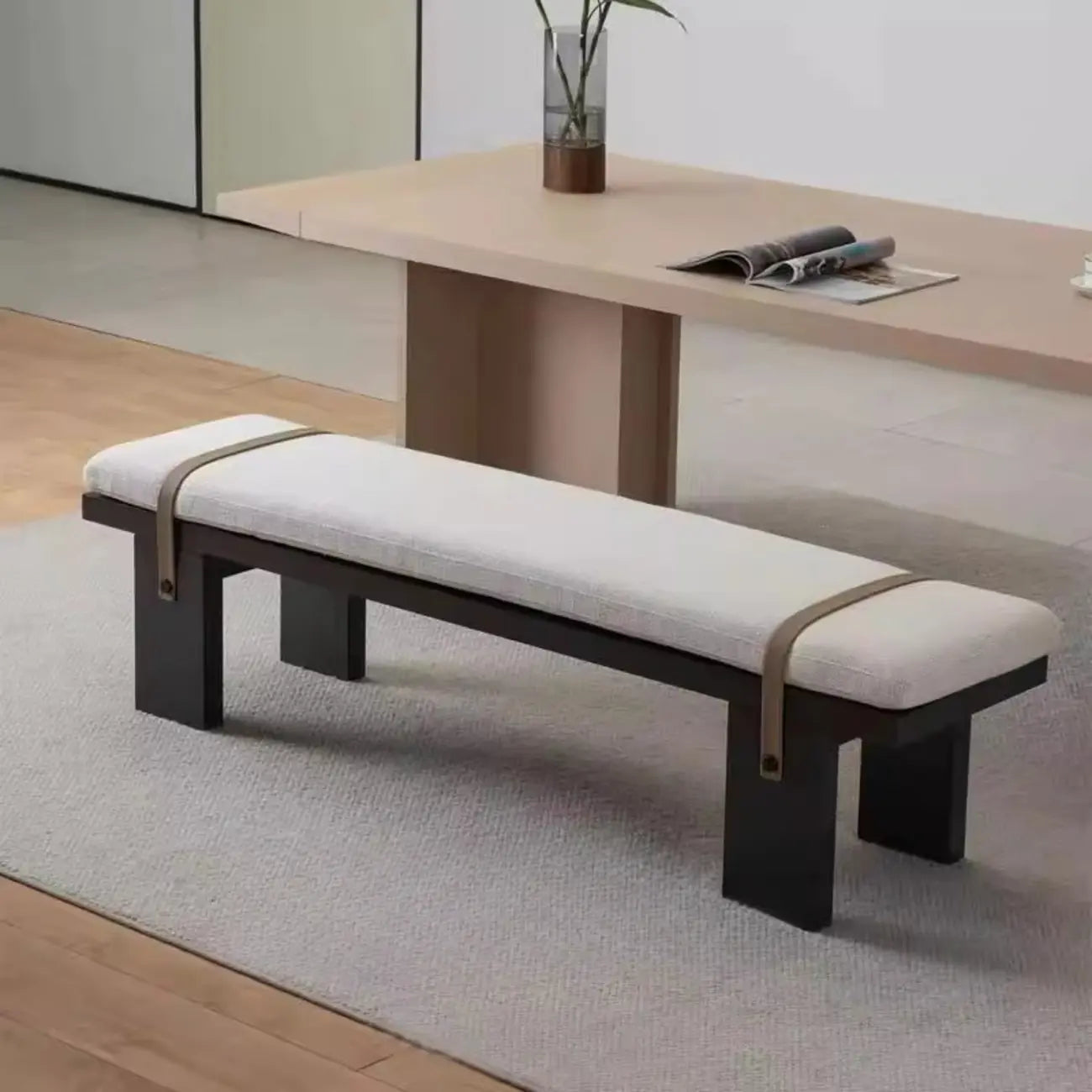 Elegant Modern Upholstered Bedroom Bench
