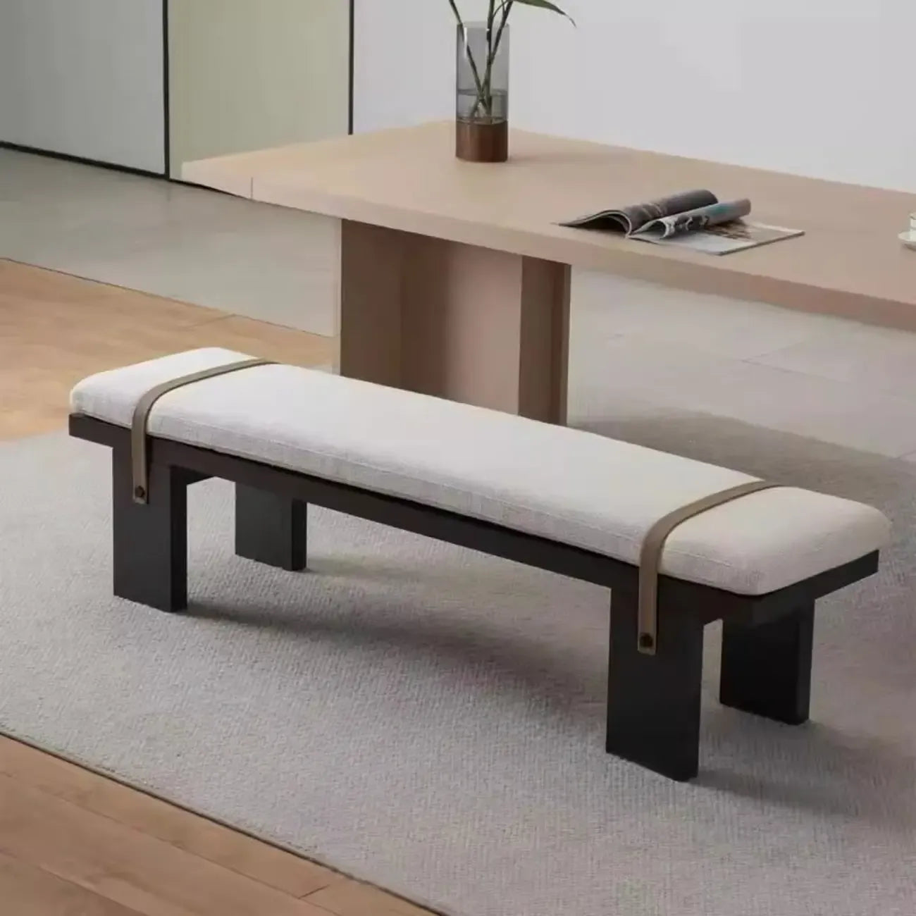 Elegant Modern Upholstered Bedroom Bench