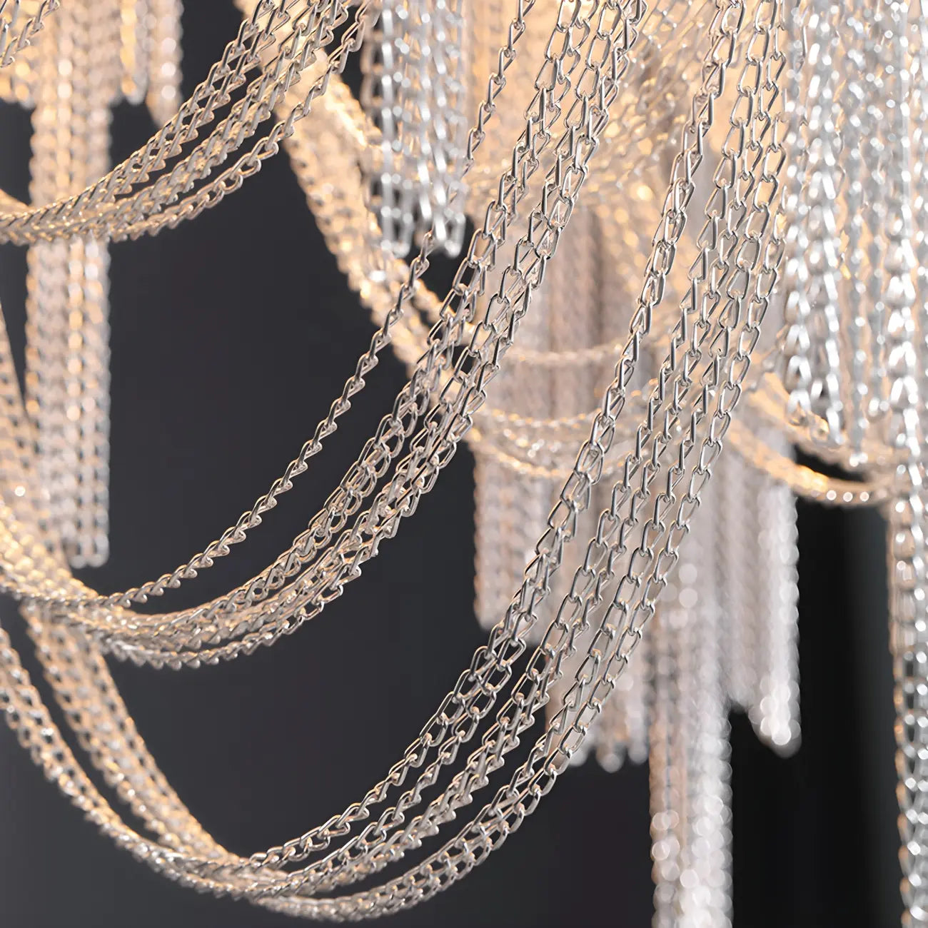 Contemporary Silver Chain Decorative Table Lamp