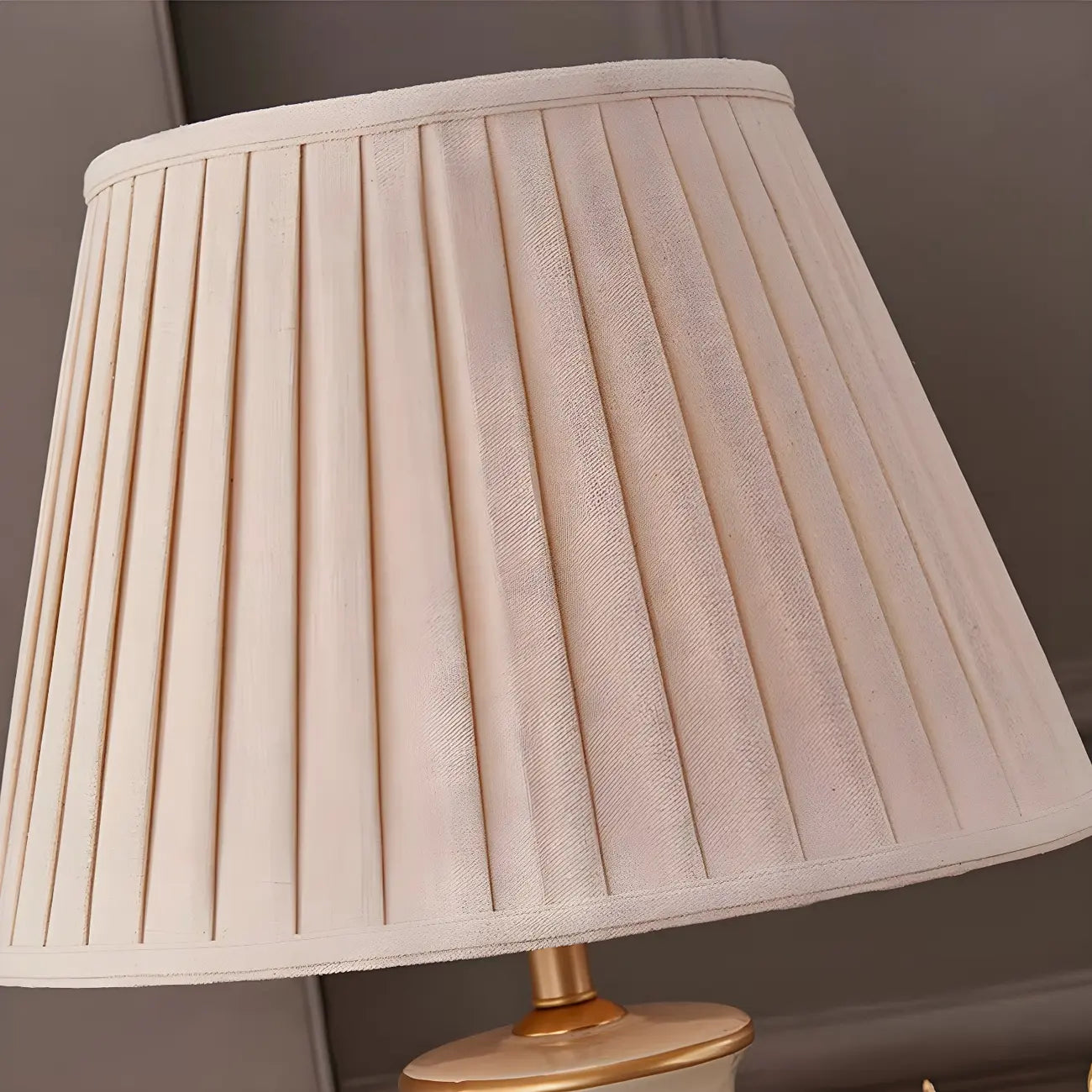 HomeyFad Classical Light Yellow Fabric Shade Floral Ceramic Table Lamp