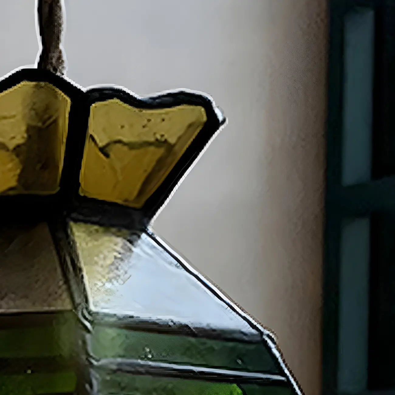 Floral Stained Glass Brass Pendant Light Adjustable Height