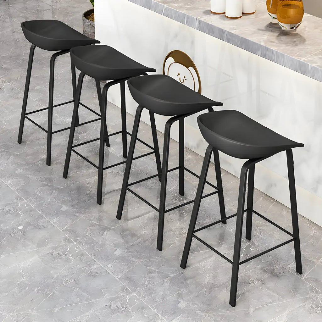 Contemporary Black Metal Sleek Design Ergonomic Bar Stool