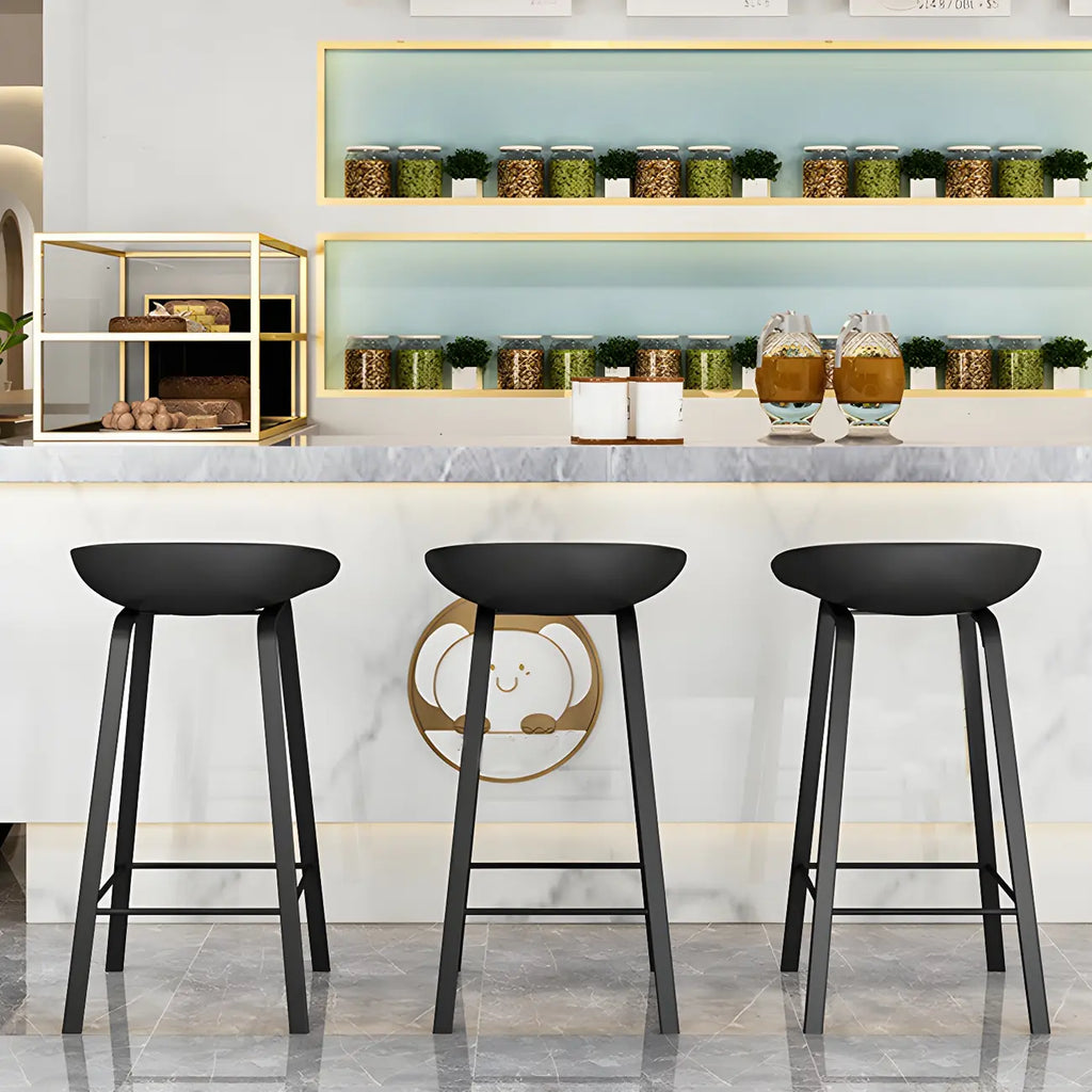 Contemporary Black Metal Sleek Design Ergonomic Bar Stool