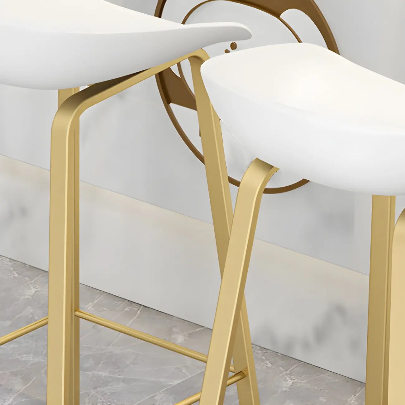 Contemporary Black Metal Sleek Design Ergonomic Bar Stool