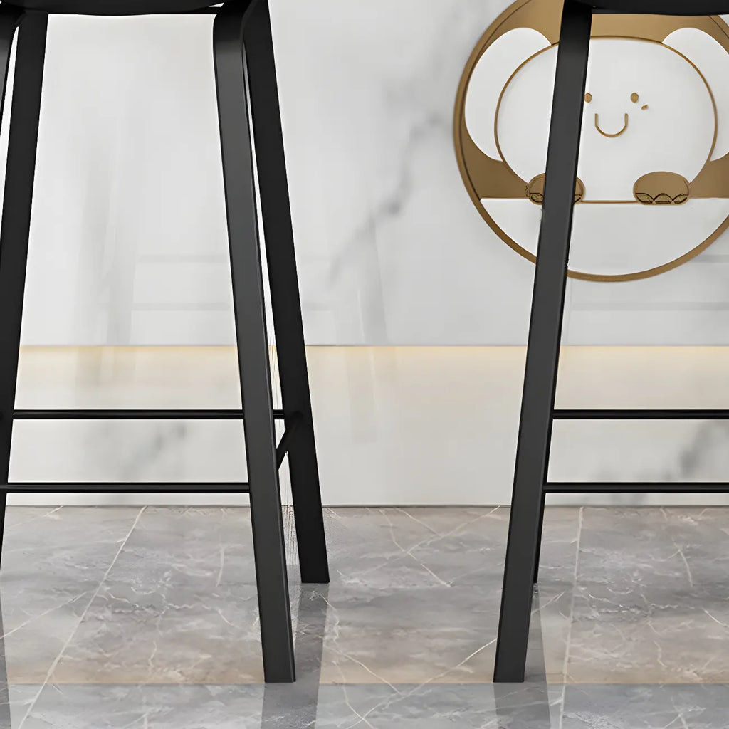 Contemporary Black Metal Sleek Design Ergonomic Bar Stool