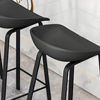 Contemporary Black Metal Sleek Design Ergonomic Bar Stool