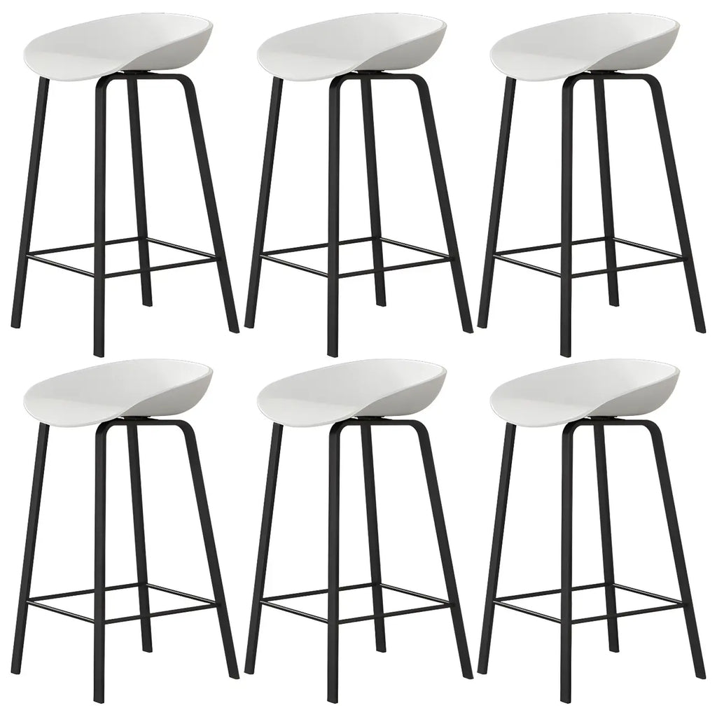 Contemporary Black Metal Sleek Design Ergonomic Bar Stool