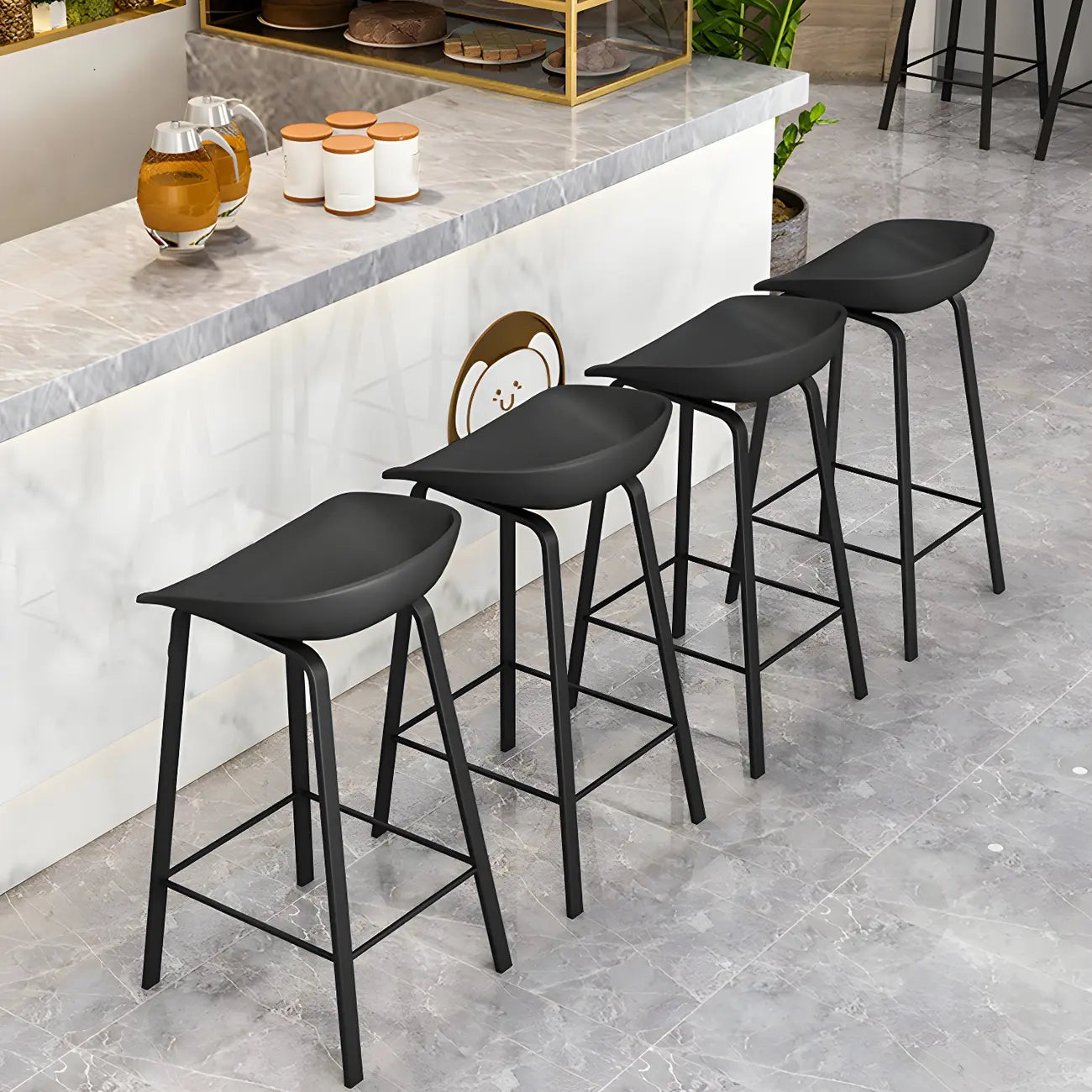 Contemporary Black Metal Sleek Design Ergonomic Bar Stool