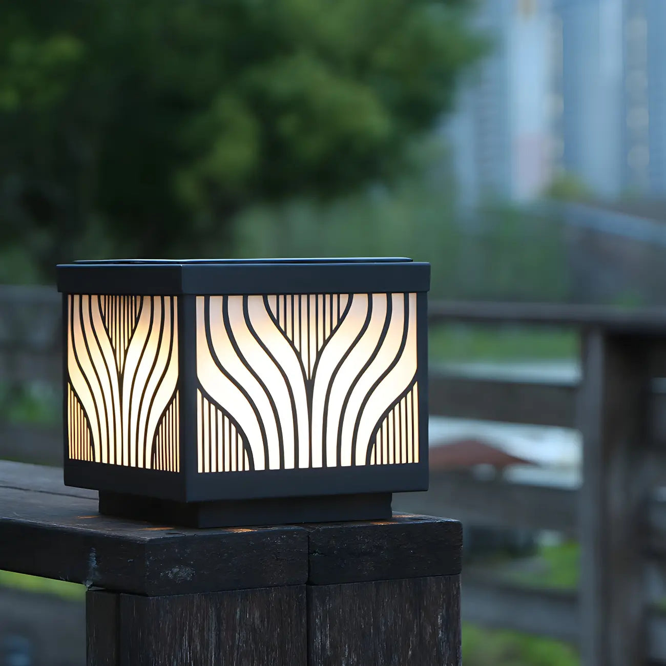 Black Striped Waterproof Solar Outdoor Post Lights