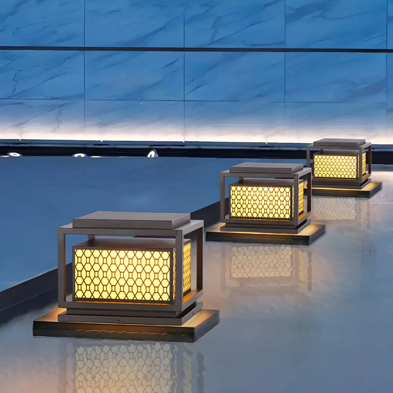 3 Color Light Grid Metal Solar Outdoor Post Lights