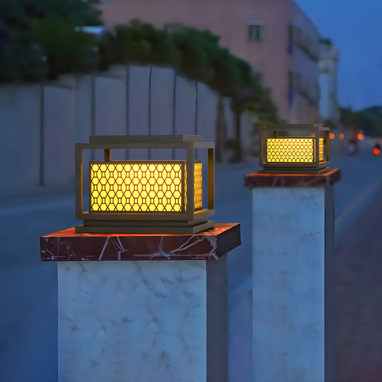 3 Color Light Grid Metal Solar Outdoor Post Lights