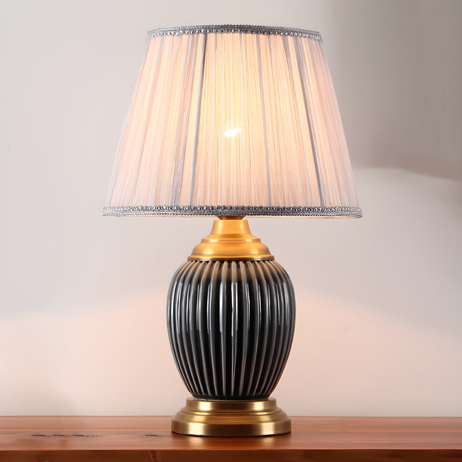 Elegant Barrel Fabric Shade Ceramic Table Lamp for Bedroom