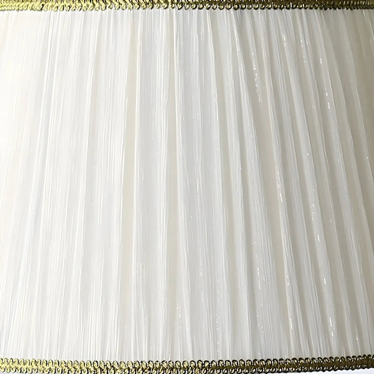 Plug-In Elegant Ceramic LED Table Lamp with Fabric Shade