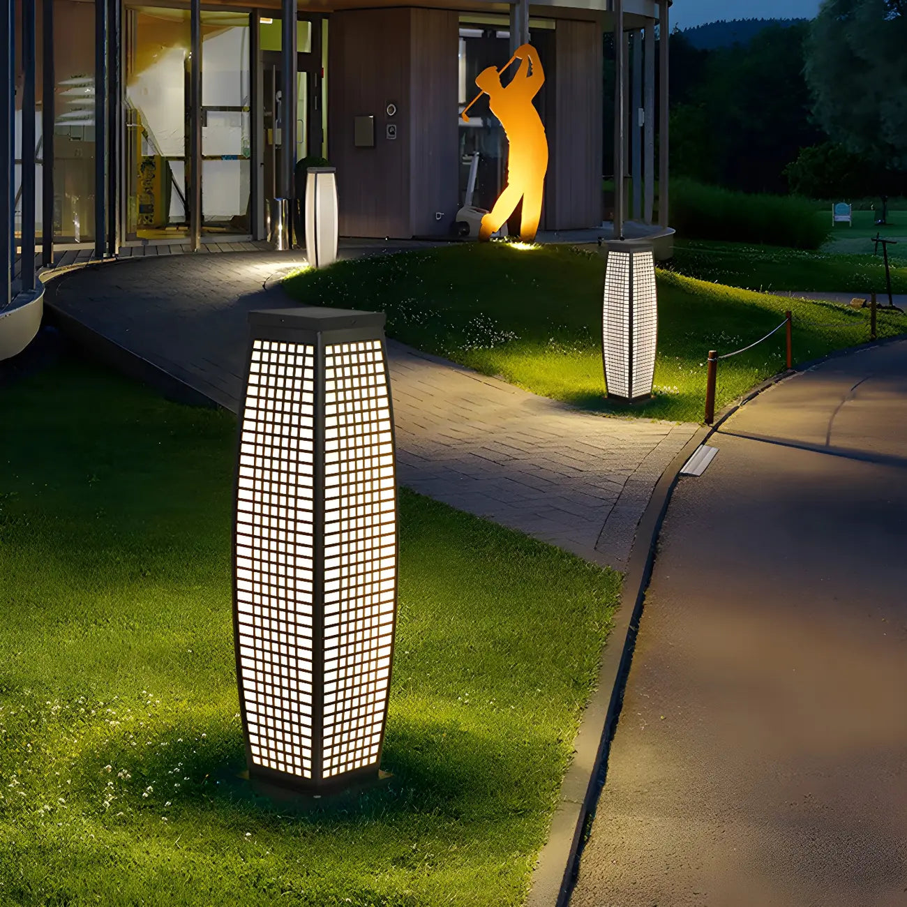 Black Metal Grid Vertical Post Cap Light