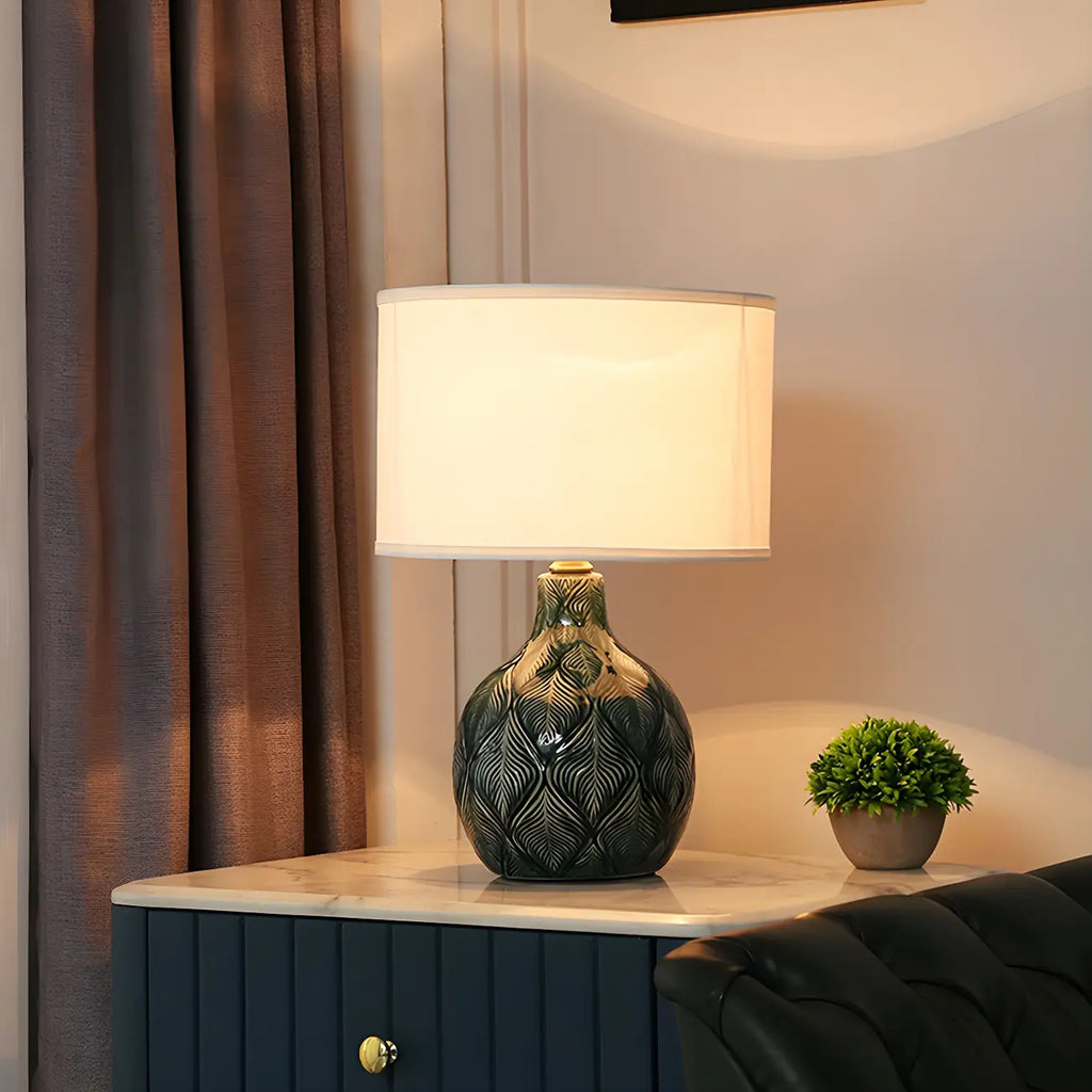 Exquisite Green Ceramic Fabric LED Table Lamp for Bedside