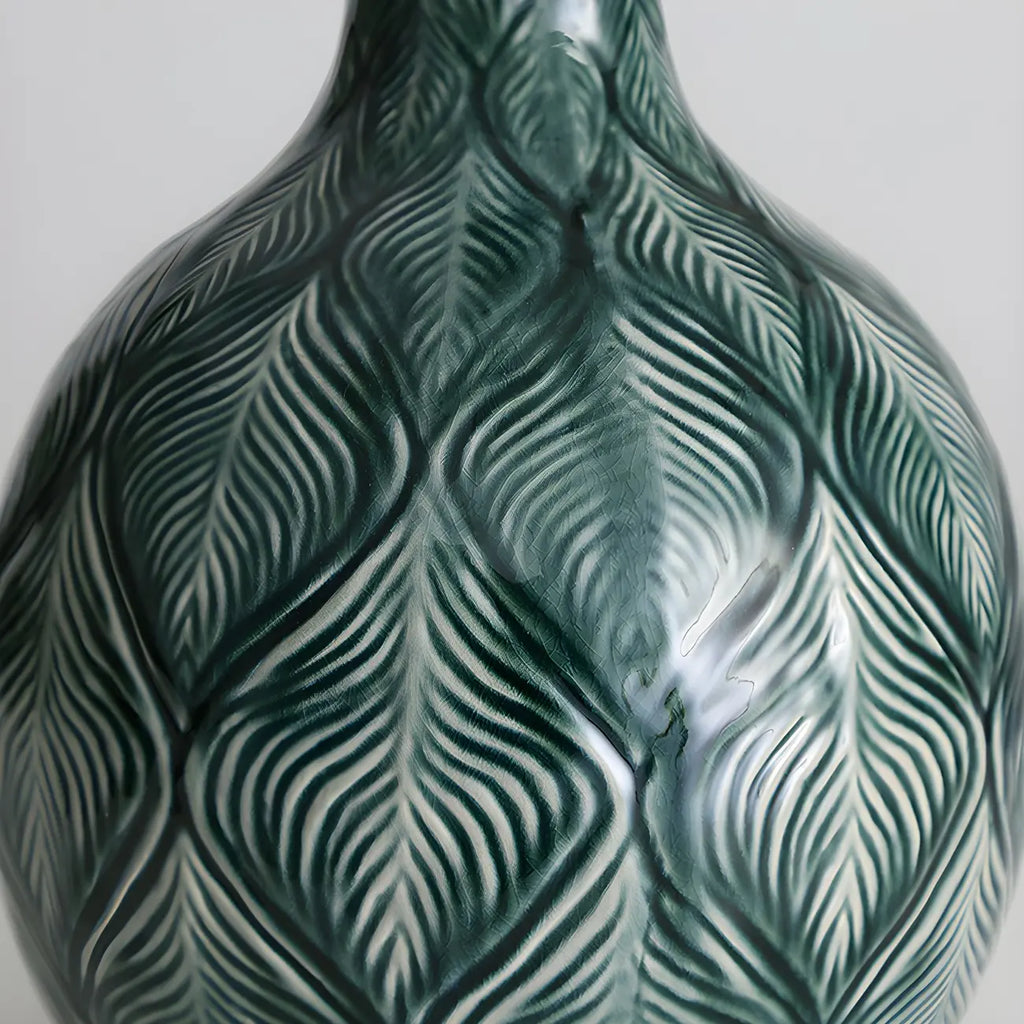 Exquisite Green Ceramic Fabric LED Table Lamp for Bedside