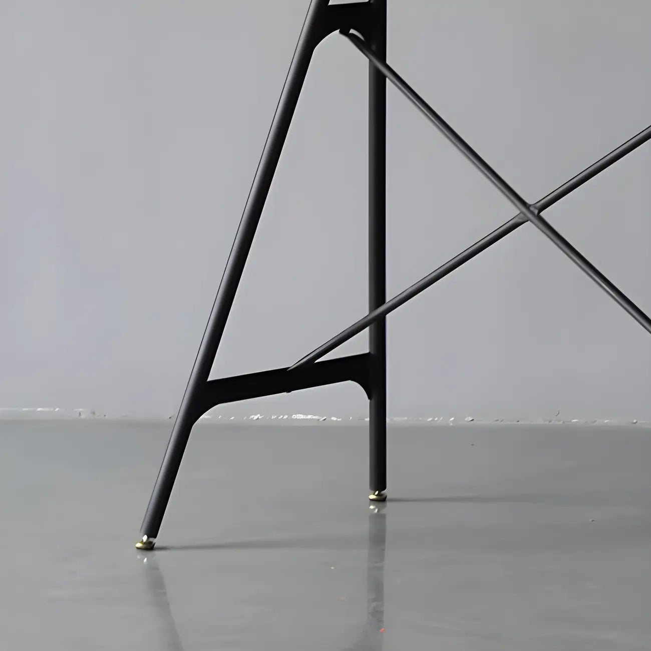 Industrial Lightweight Black Wood Wood-Tone Metal Bar Tables